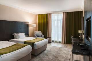 Отель The ONE Hotel Astana Нур-Султан Двухместный номер с 2 двуспальными кроватями-1