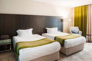 Отель The ONE Hotel Astana Нур-Султан Двухместный номер с 2 двуспальными кроватями-6